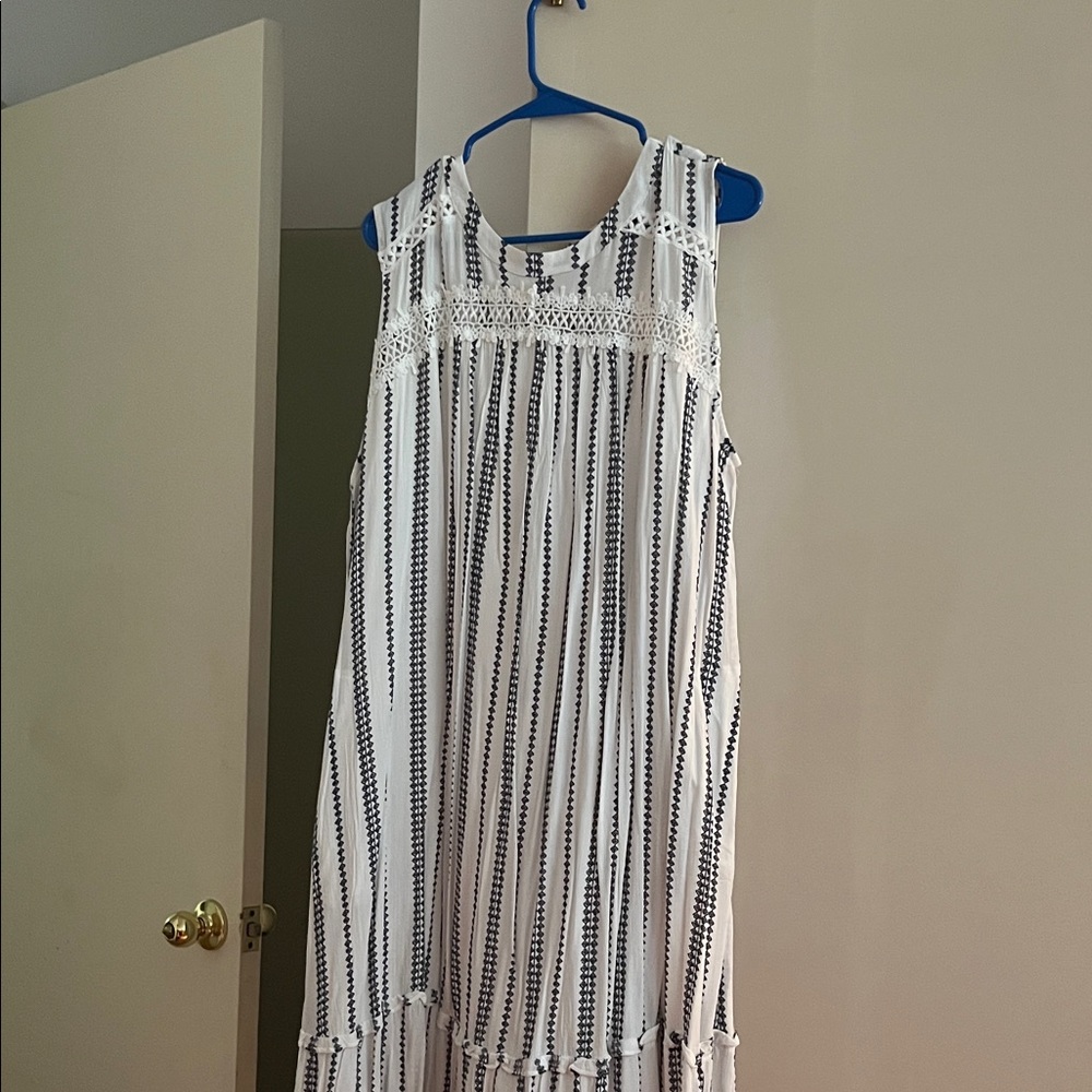 DAVI & DANI Black and White Striped Midi Dress